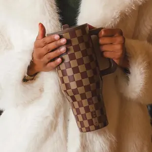 HydroJug Coffee Plaid 40oz Stainless Water Bottles ! A portable, insulated tumbler complete with a straw, featuring a leak-proof design and a non-slip rubber base. An ideal choice for dates, school, sports, travel, and outdoor adventures. Steel