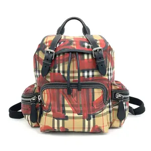 Pre-owned BURBERRY Nylon Shoulder Bags 8.27'' R1679 Shoulder Bag C1363248796 1015 T1 Chloe