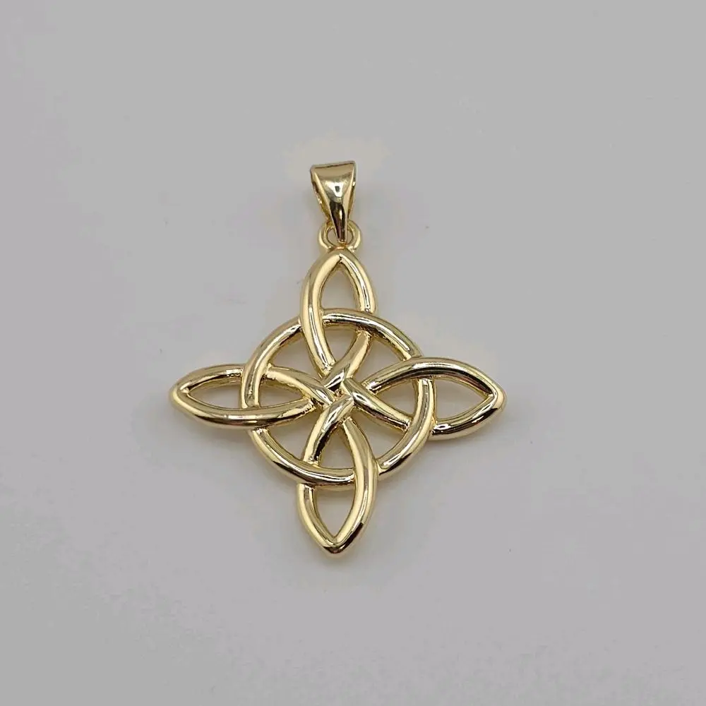 Nudo de bruja oro laminado 14k