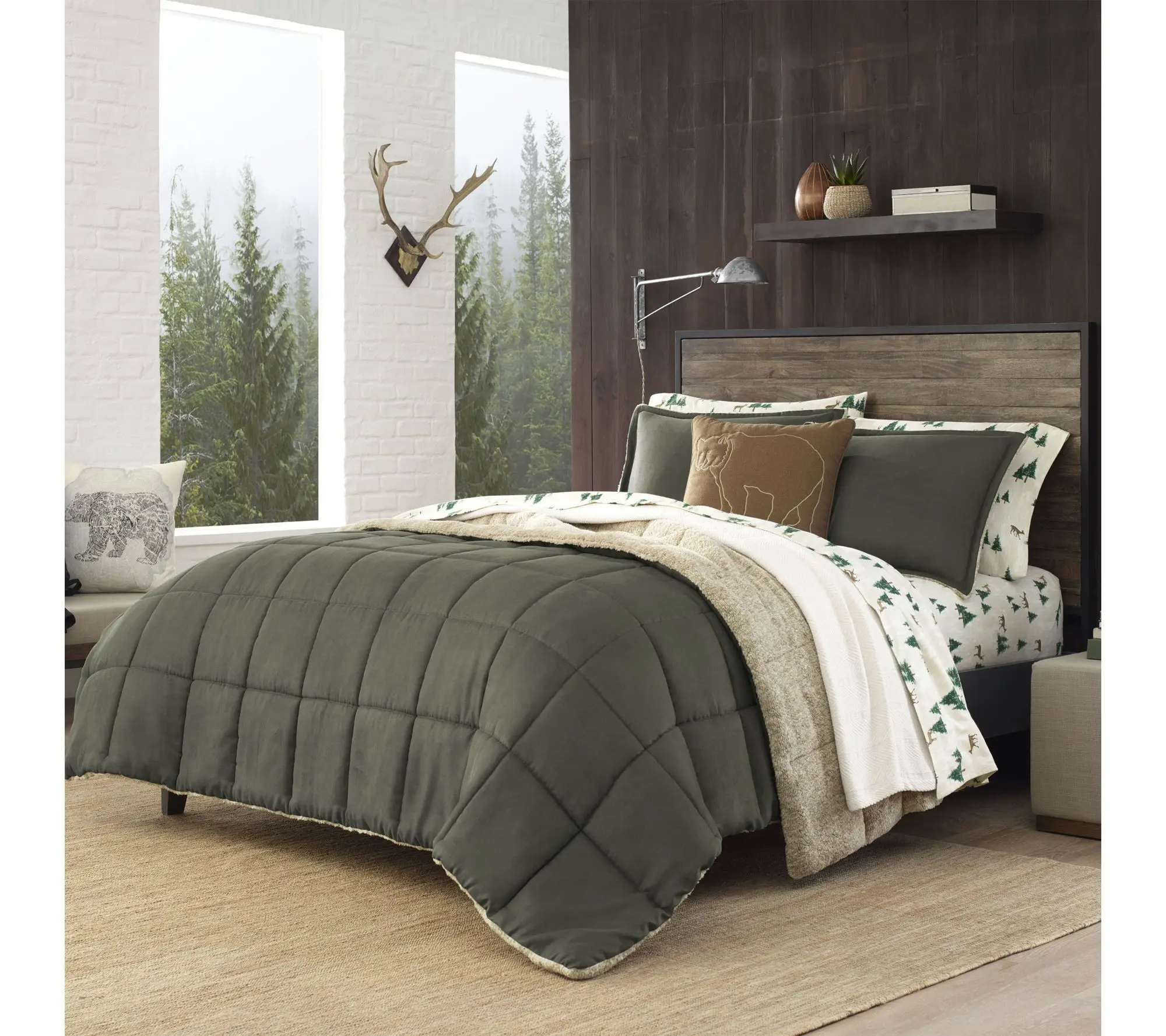 Eddie Bauer Sherwood Green/Beige Textured KingComforter Set Eddie Bauer Sherwood Green/Beige Textured KingComforter Set
