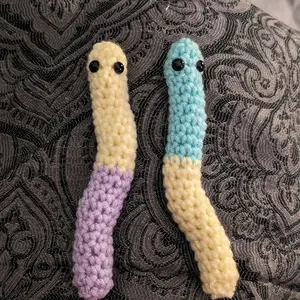Small crocheted gummy worms ( 2 pack)
