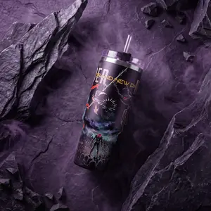 Spider - Brand New Day Movie Theather 40 oz Vacuum Insulated Tumbler with Handle & Straw Classic Red Blue Graphic Keeps Drinks Hot/Cold 12H+ 18/8 Stainless Steel Travel Mug Fans Superhero Lovers Comic Book Merch Gift