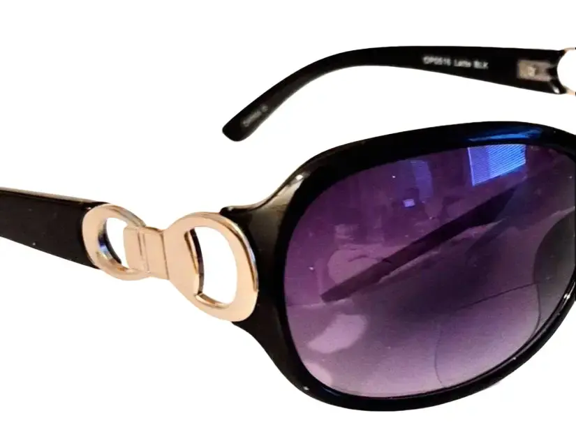 Foster Grant Women's Oval Full-Rim SunReaders - Plastic Frame Sunglasses with Segmented Reader Lenses, 100% UVA-UVB Protection