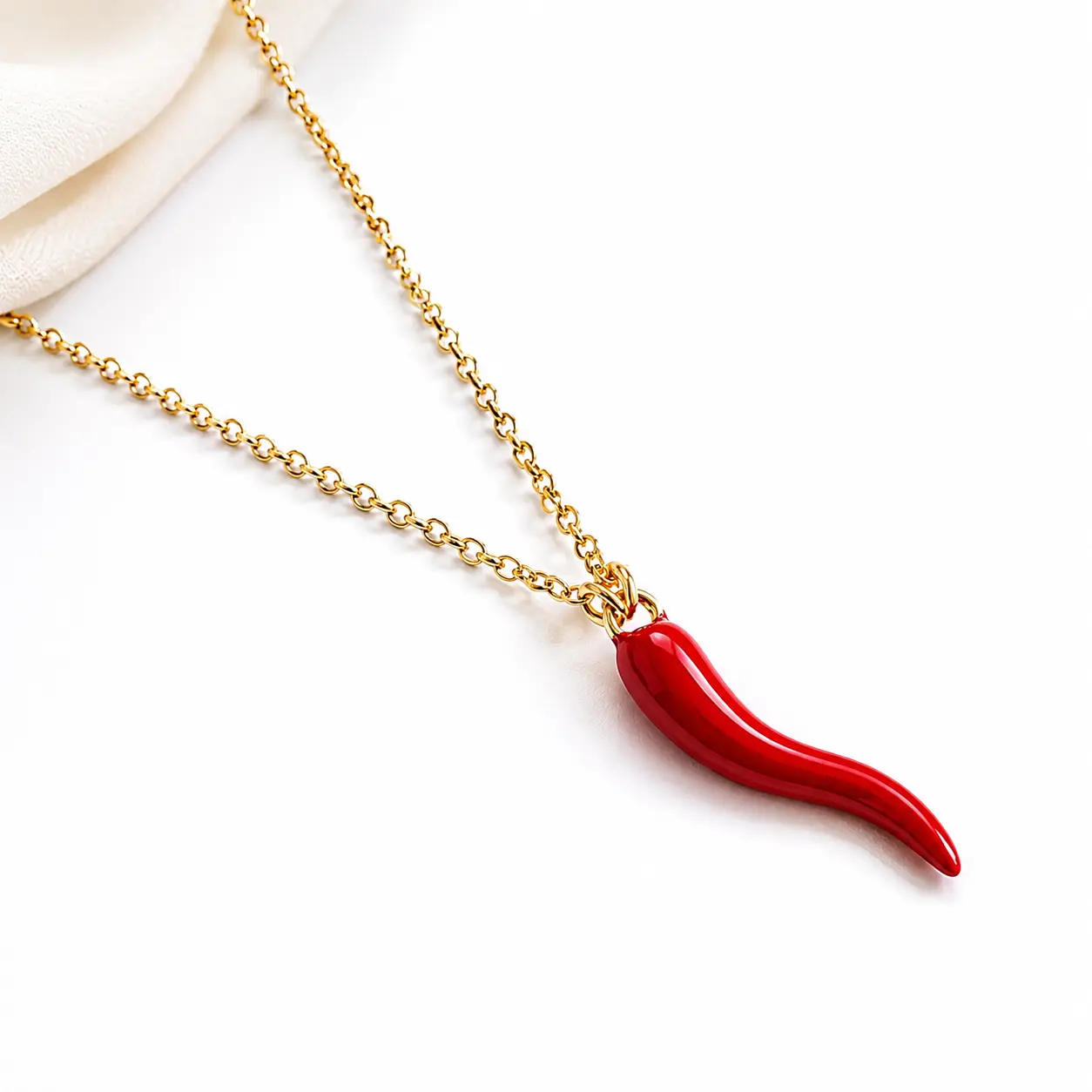 Italian Red Horn Necklace 14k Gold Plated Cornicello Good Luck Pendant Hypoallergenic Italian Amulet Protection 18 Inch Gift for Women 585/14K