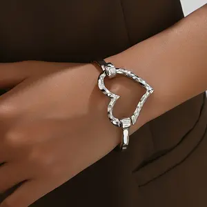 Cute Cross Design Bangle Bracelet Fashion Jewelry for Party Daily Clothing Decor Trendy All-match Exquisite Jewelry for Birthday Gift Costume Jewelry & Accessories