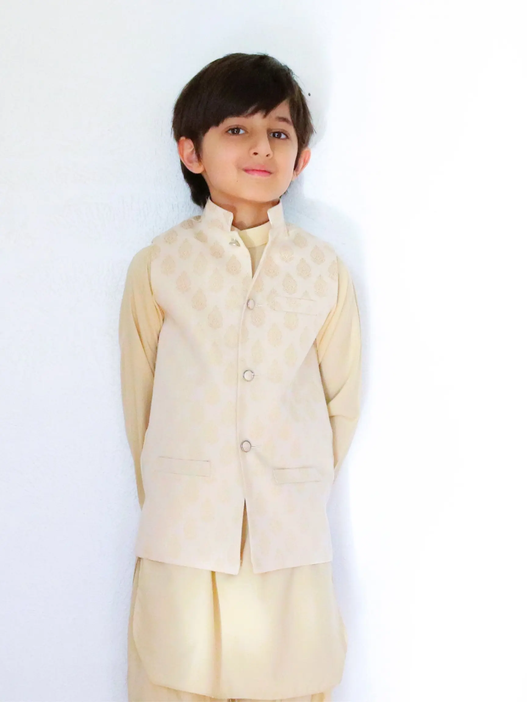 Gold/Cream waistcoat (1 pc)