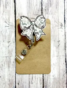 Camo Bow Badge Reel, Duck Bow Badge, Cute Nurse Badge Reel, Girly Bow Badge, Surgical Nurse Badge, Camo Print Badge, Paramedic Badge Reel,