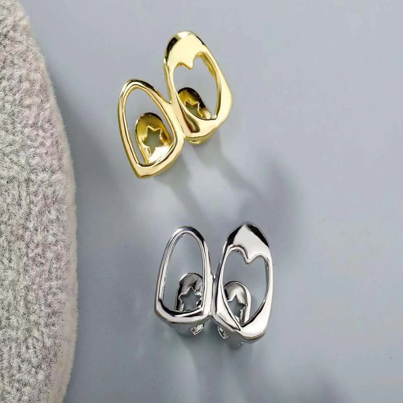 Hollow Double-Layer Heart Grillz, Edgy Golden Tooth Jewelry for Unisex Adults, Lightweight Fashion Accessory with a Polished Shine, Daily, Lightweight Fit, Hollow Cutouts, Glossy Golden Finish, Hollow Double-Layer Design