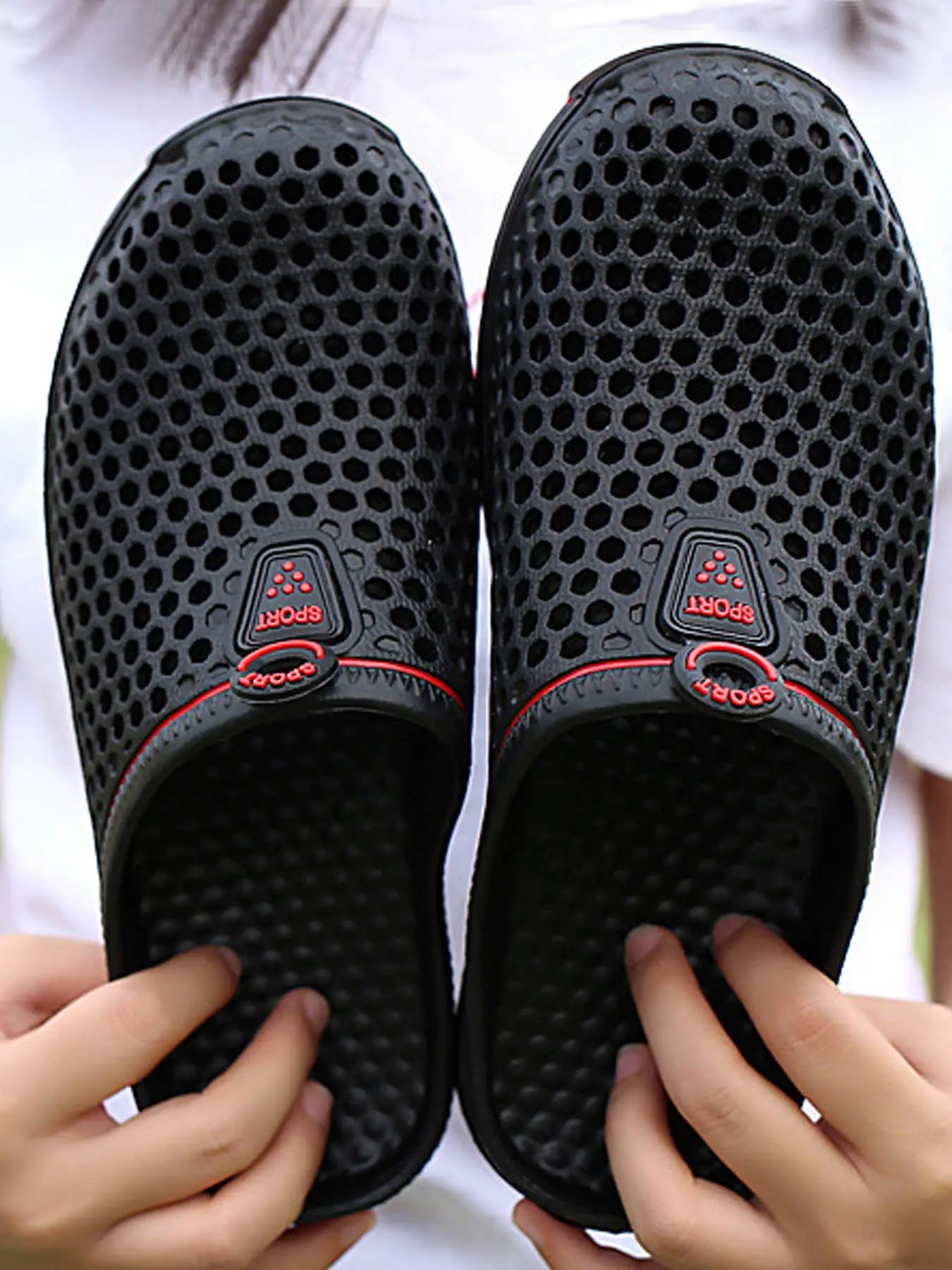 Men's Casual Minimalist Slip on Clogs, Trendy Non-slip Soft Breathable Clogs Shoes , Chic All-match Summer Vacation Beach 2024 Clogs for Beach & Daily