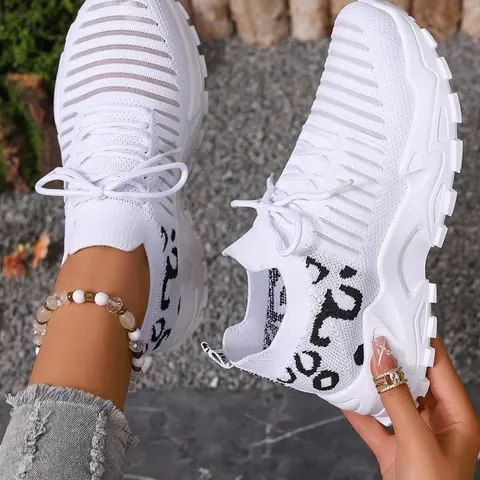 Women's Fashion Leopard Print Untamed Running Shoes Lace Up Low Top Sneakers, Casual Comfortable Breathable Sports Knitted Running Shoes, All-match Basic Shoes for Daily Wear, Fashionable Running Shoes, Casual Running Footwear