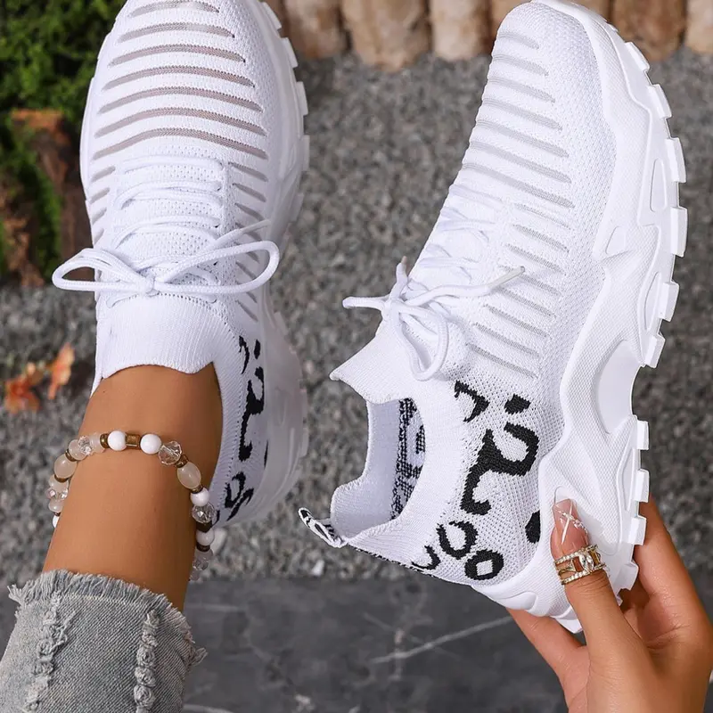 Women's Fashion Leopard Print Untamed Running Shoes Lace Up Low Top Sneakers, Casual Comfortable Breathable Sports Knitted Running Shoes, All-match Basic Shoes for Daily Wear, Fashionable Running Shoes, Casual Running Footwear