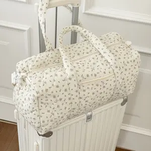 Small Floral Travel Bag, Fashionable Large Capacity Lightweight Luggage, Handheld Shoulder Boston Bag, Perfect for Storing Clothes, Travel Essentials