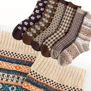 Pack Of 6 Vintage Women's Socks Set Exquisite Creative Printing Design Warm Soft and Comfortable Mid Tube Socks Versatile Suitable for Daily Wear and Sports
