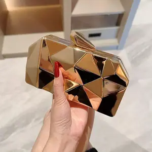 New shiny European and American banquet bag, metal hand-held bag, small square bag, chain bag, evening dress bag, formal dress bag, trampoline bag, crossbody bag, wedding season bag, banquet bag, Mother's Day, Mother's Day gift