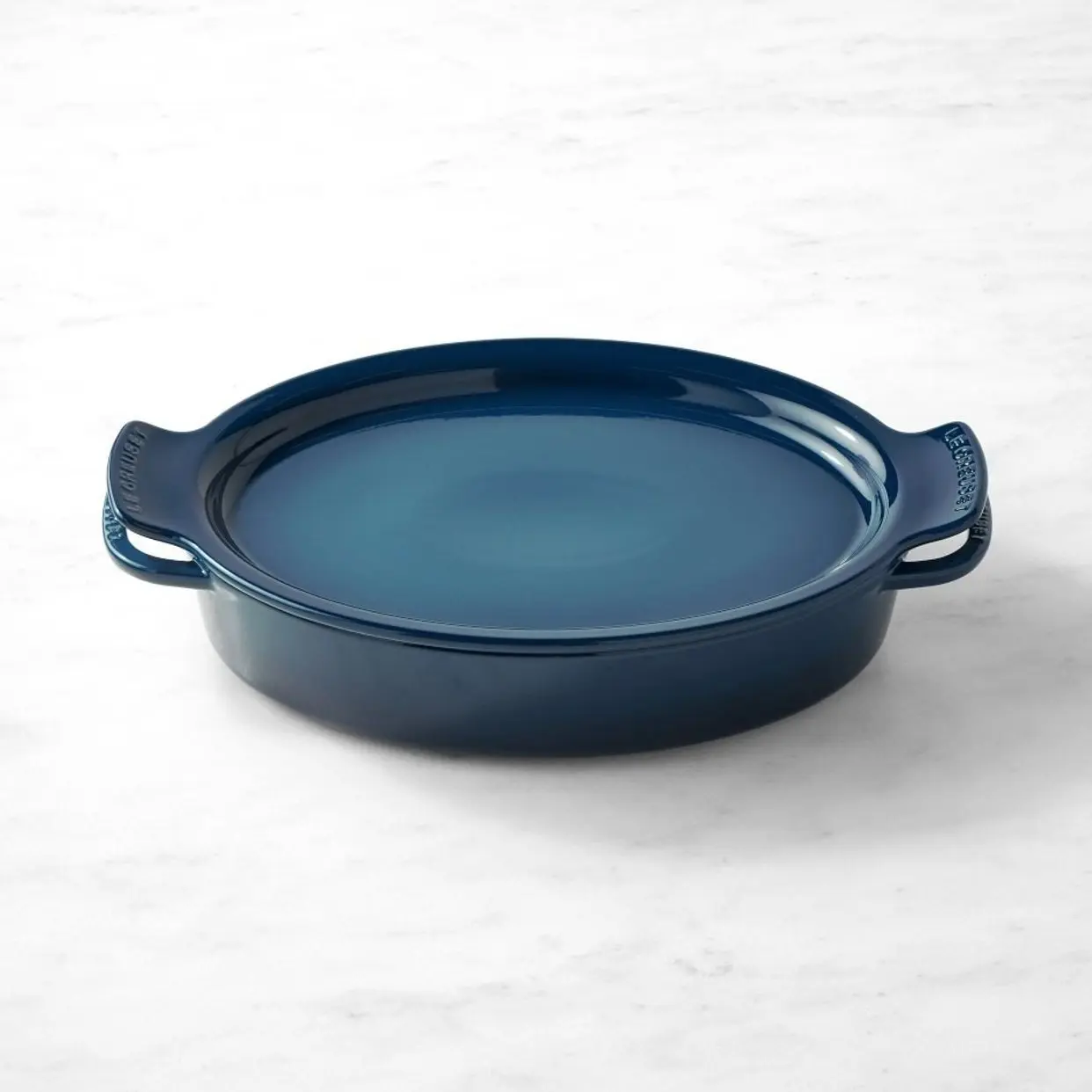 Le Creuset Heritage Enamel Porcelain Bakeware Oval Baker with Handles, 3.5-Qt, Oven-Safe with Platter Lid