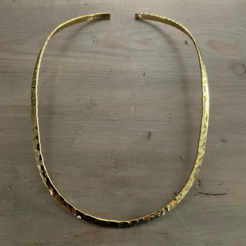 Alchemia Gold Hammered Oval Open Neckwire