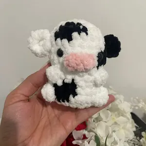 Crochet mini Cow