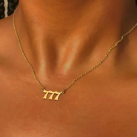 Fashion Lucky Number Pendant Necklace, Elegant Clavicle Necklace, Collarbone Chain Necklace, Fashion Accessories for Men & Women