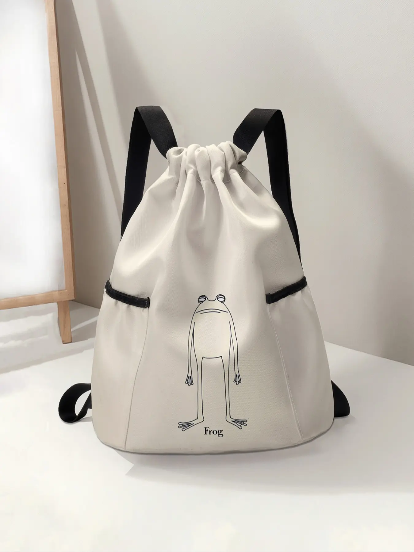 Unisex Frog Print Drawstring Backpack, Large Capacity Durable Fitness Bag, Adjustable Shoulder Straps, Ideal for Travel Hiking Camping
