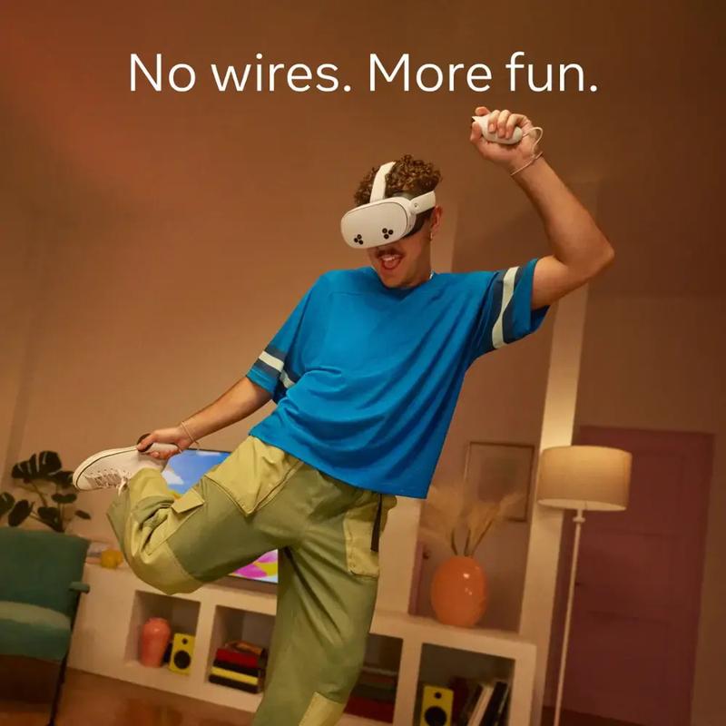 Meta Quest 3S 128GB — Dive into Mixed Reality — Unreal Experiences — All-In-One Headset - White