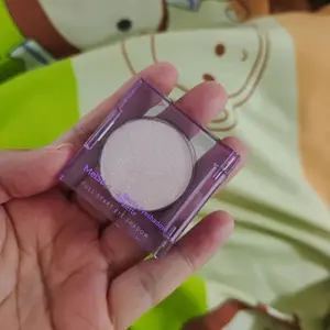MeiSu Full Stars Single Eyeshadow #03 Yaoguang Warm Tea Glitter Shimmery Long Lasting Eye Makeup for Daily Party Look