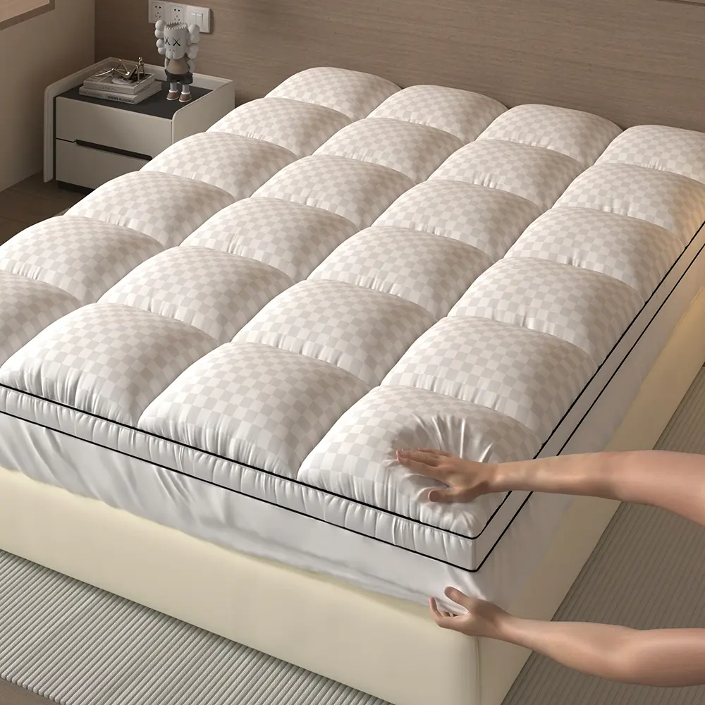 TORAX Thick Mattress Cover with Quilting Fixed Fill Process Non-Slip Stretch Wrap Plush Breathable Machine Washable for Comfort