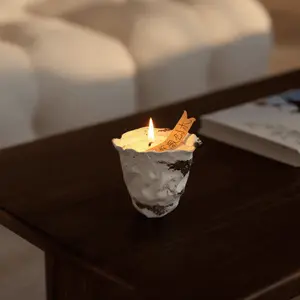 Tonka Sandalwood — Creamy Warm Candle | ONEKILN