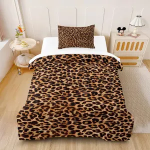 2/3 Pcs Classic Brown-Black Leopard Print Bedding Comforter Set（Quilt/Comforter）, Comforter & 1/2 Pillowcases (no filler), All-Season, Original Leopard Print, Fits Bedroom/Dorm/Rental Decor, Ideal for Retro Original Style Fans/Roommates/Birthday Gifters