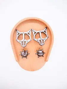 Hollow Out Fox Mask Shoe Decoration, Cute Animal Pattern, Casual Style, All-Season Accessory, Small Ball Decorative Buckle