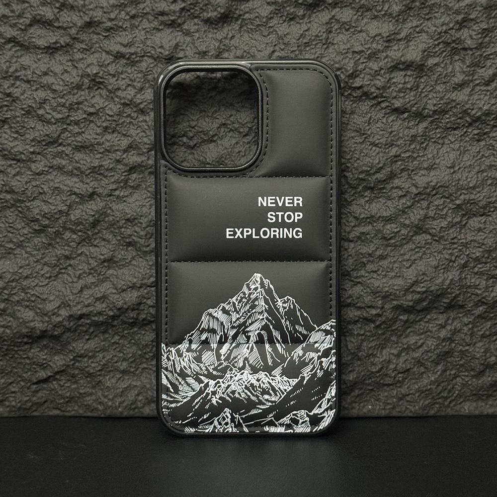 Never-ending exploration of positive energy design.Fashionable down jacket phone case compatible with iPhone17 Pro Max, 16, 15, 14, 13 Pro Max, 14, 15 Plus. Down jacket-inspired drop-proof soft case with tactile 3D texture. Anti-slipedge design.