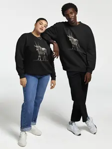 Oryx Antelope Full Figure for Oryx and Gemsbok Fans Pullover Sweatshirt