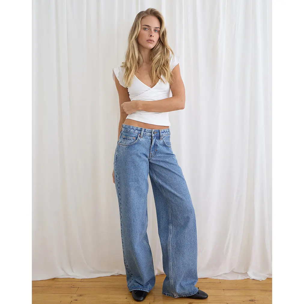Low Rise Roomy Jeans in Blue Stone