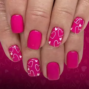 24pcs Bright Heart Shape Nail Tips, Short Square Fake Nails, Essential for Dates & Parties, Easy Apply Finger Nail Stickers