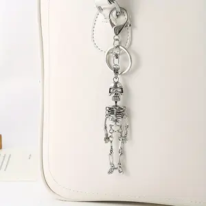 1Pc new cross-border personalized Halloween keychain, retro Gothic style skull dark winding human figure, suitable for friends holiday gifts