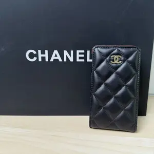 Pre-owned LAMB Clutches & Wristlets CHANEL BAGS