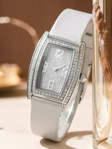 Elegant Rhinestone Wine Barrel Women's Watch, Starry Large Dial Silver Color Strap, Waterproof Casual Quartz Wristwatch Gift