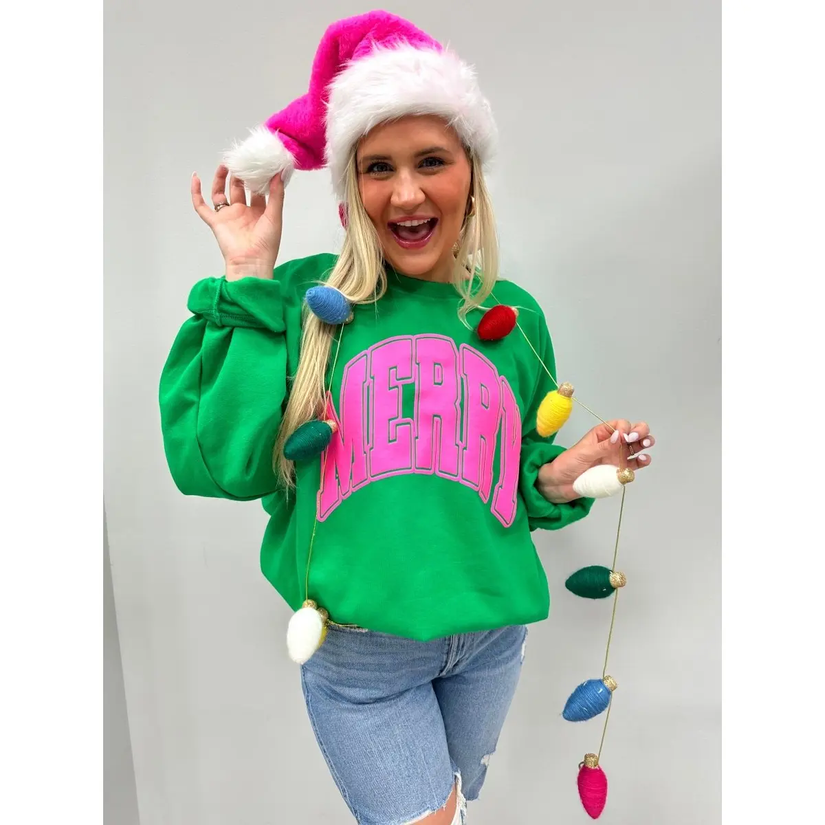 United Monograms Crewneck Sweatshirt, Baggy Long Sleeve Holiday Top with Merry Pop Of Dopamine Puff Graphic, Soft Fleece Fabric, Oversize