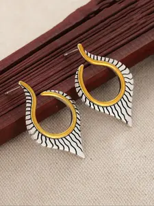 Vintage Hand-Carved Hook Design Earrings, Unique Party Jewelry for Women, Creative Festival Accessories and Gifts
