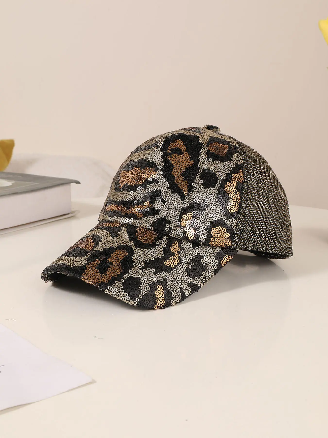 Leopard Pattern Sequin Decor Classic Baseball Cap, Fashion Casual Hat for Men & Women, Fashion Hat for Party, Daily Clothing Decor, Trendy All-match Hat for Birthday Gift, Adjustable Casual Hats