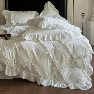 3pcs Korean ruffles Decorative Bedding Set, Includes 1 Duvet Cover and 2 Pillowcases, Zipper Design, Soft Fabric, Suitable for All Seasons