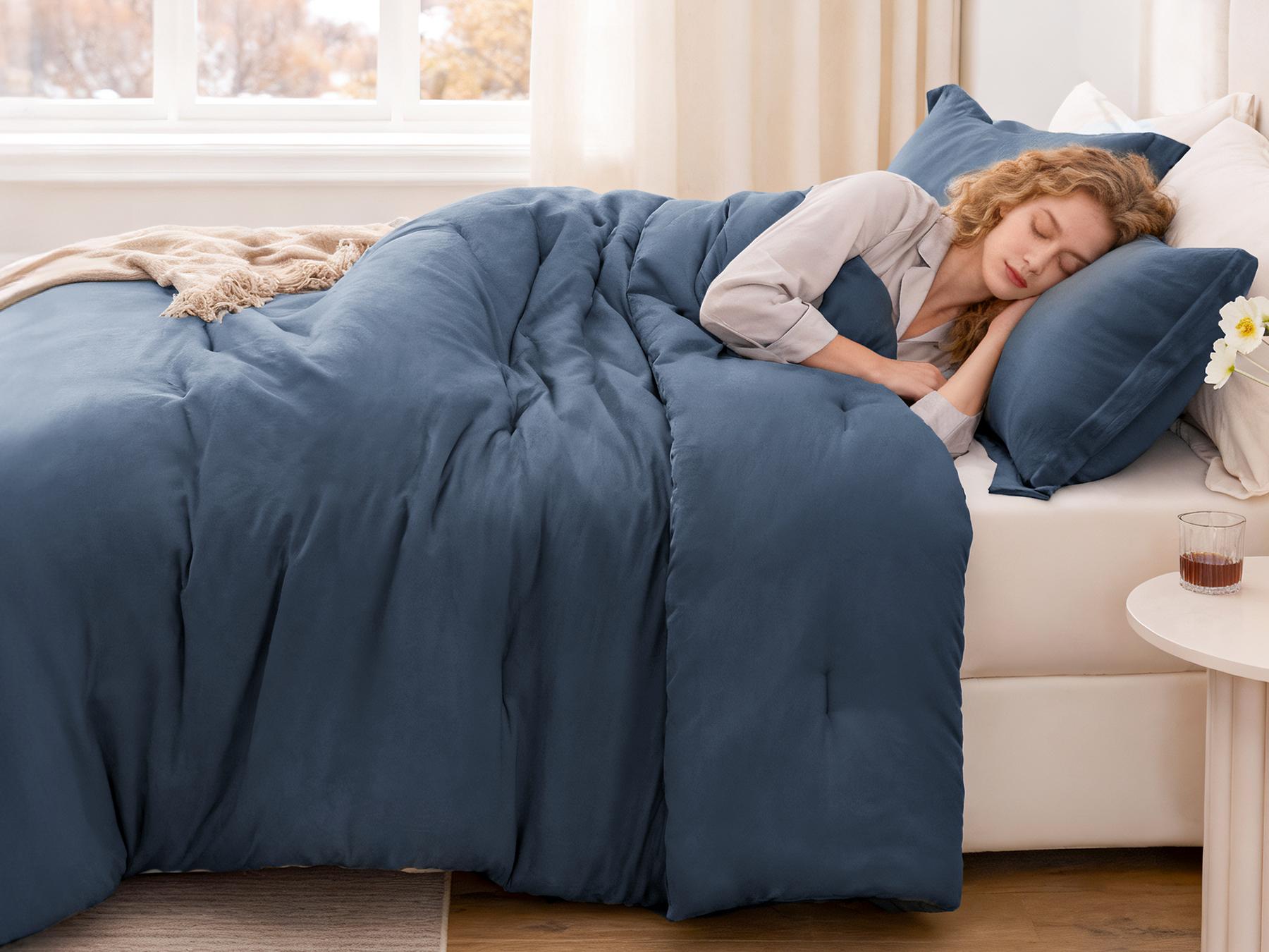 Prewashed Comforter Set,  Bed Set with 1 Comforter &  Pillowcases, Lightweight & Breathable for All Seasons | Soft, Breathable, Lightweight, Comfortable