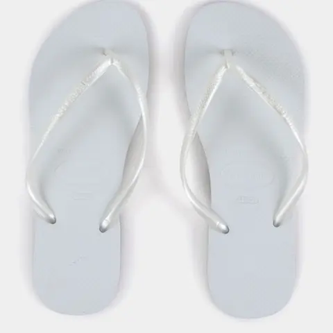 HAVAIANAS Womens Slim Flip Flops