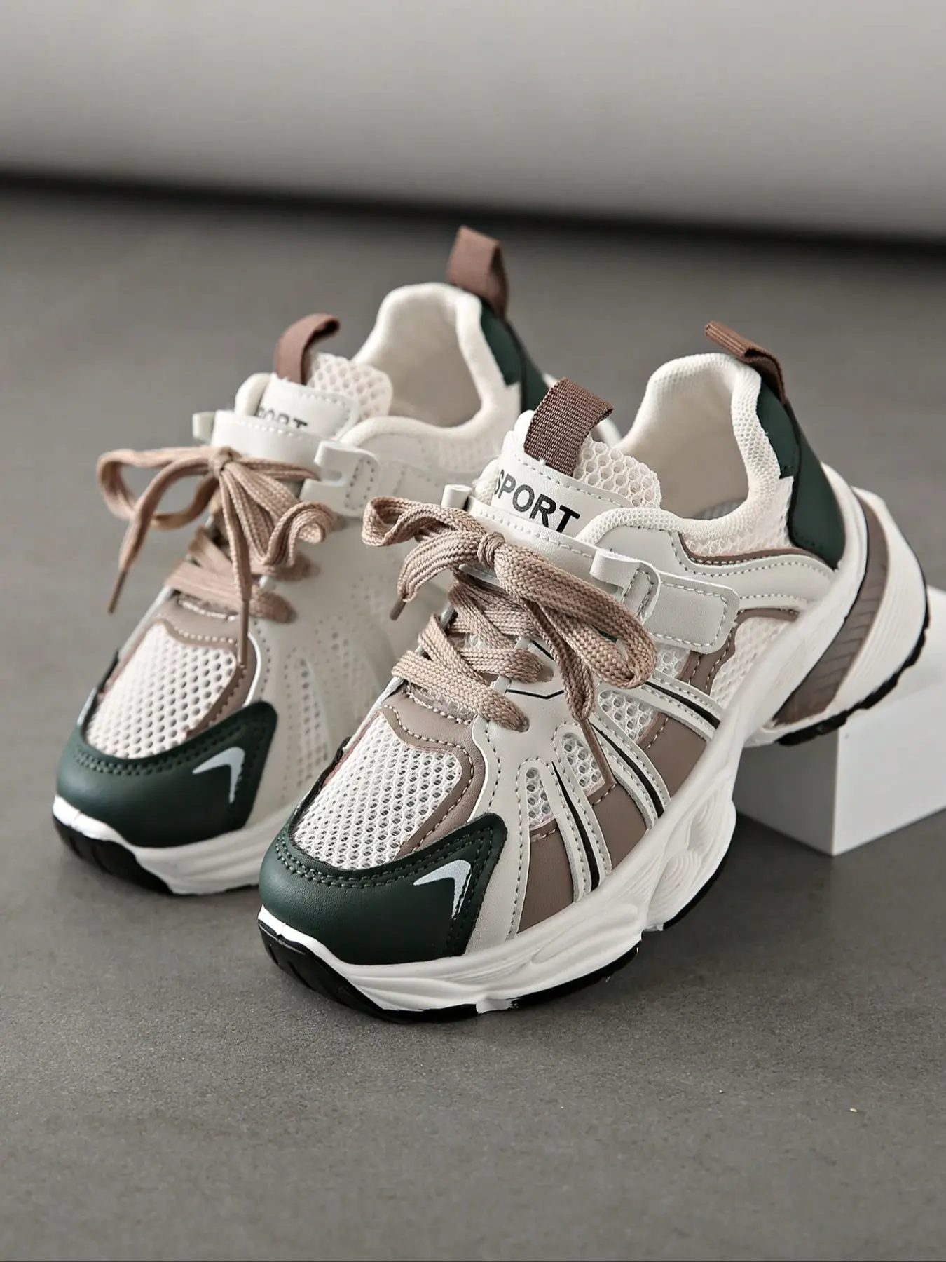 Fashionable Breathable Kids Sports Shoes, Lightweight Casual Non-Slip Dad Sneakers for Boys & Girls, Spring & Fall Footwear, Nonslip Trainers