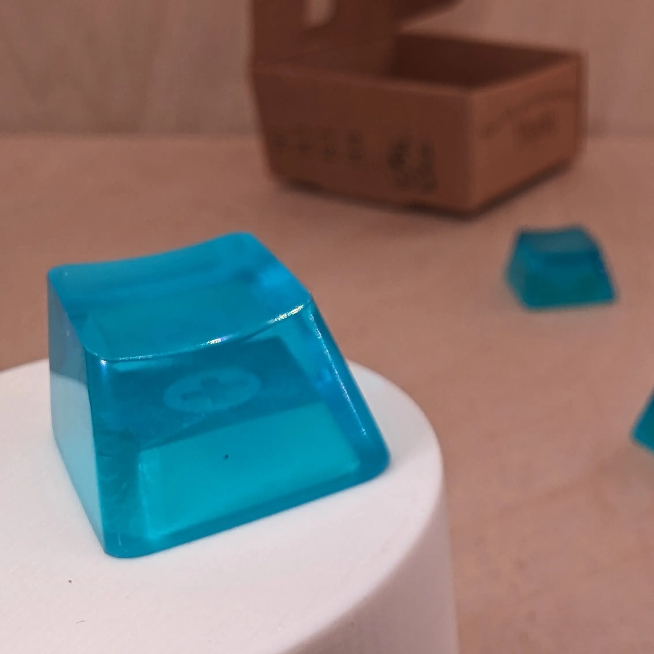 ResinKeyWorks Light Blue Blank 1U Accent Keycaps, Transparent Hand Polished Resin OEM Caps with MX stems