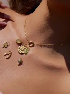 Ladies Elegant Necklace Four Leaf Clover Tree Green Glass Pearl Horseshoe Shaped Pendant Diy Accessory Stainless Steel 18k Gold Plated Anti Allergy Vacation Style Casual Jewelry