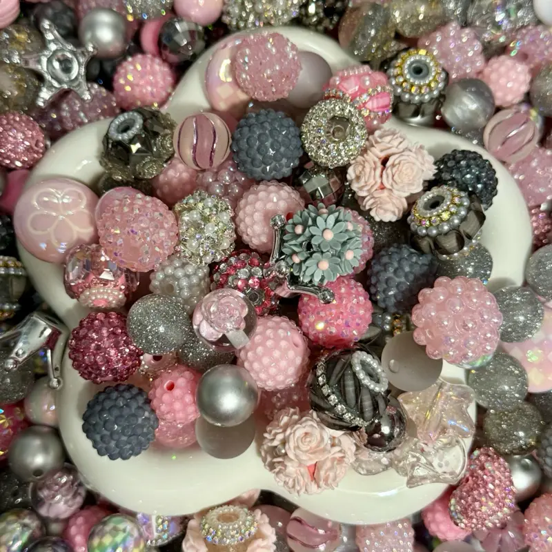 DIY Craft Bead Mix Assorted 300ml for Jewelry Making & Creative Projects Including Flowers & Fancy Beads Perfect for Enthusiasts
