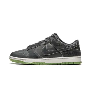 Dunk Low Retro PRM "Halloween 2022" DQ7681 001