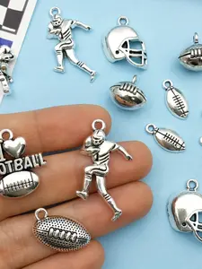 50pcs Mixed Football Pendant DIY Keychain Set, Fun Football Helmet Keychain, Creative DIY Bag Charm Accessories Kit
