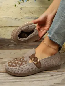 Women's New Flat Shoes Plaid Fabric Simple Elegant Slip-On Casual Walking Shoes for Outdoor Strolling