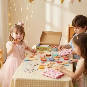 Cute Wooden Kitchen Baking Toy for Kids, Hamburgers, Fries, Pizza, Detachable Playset, Educational Role Play Gift, Ages 3+